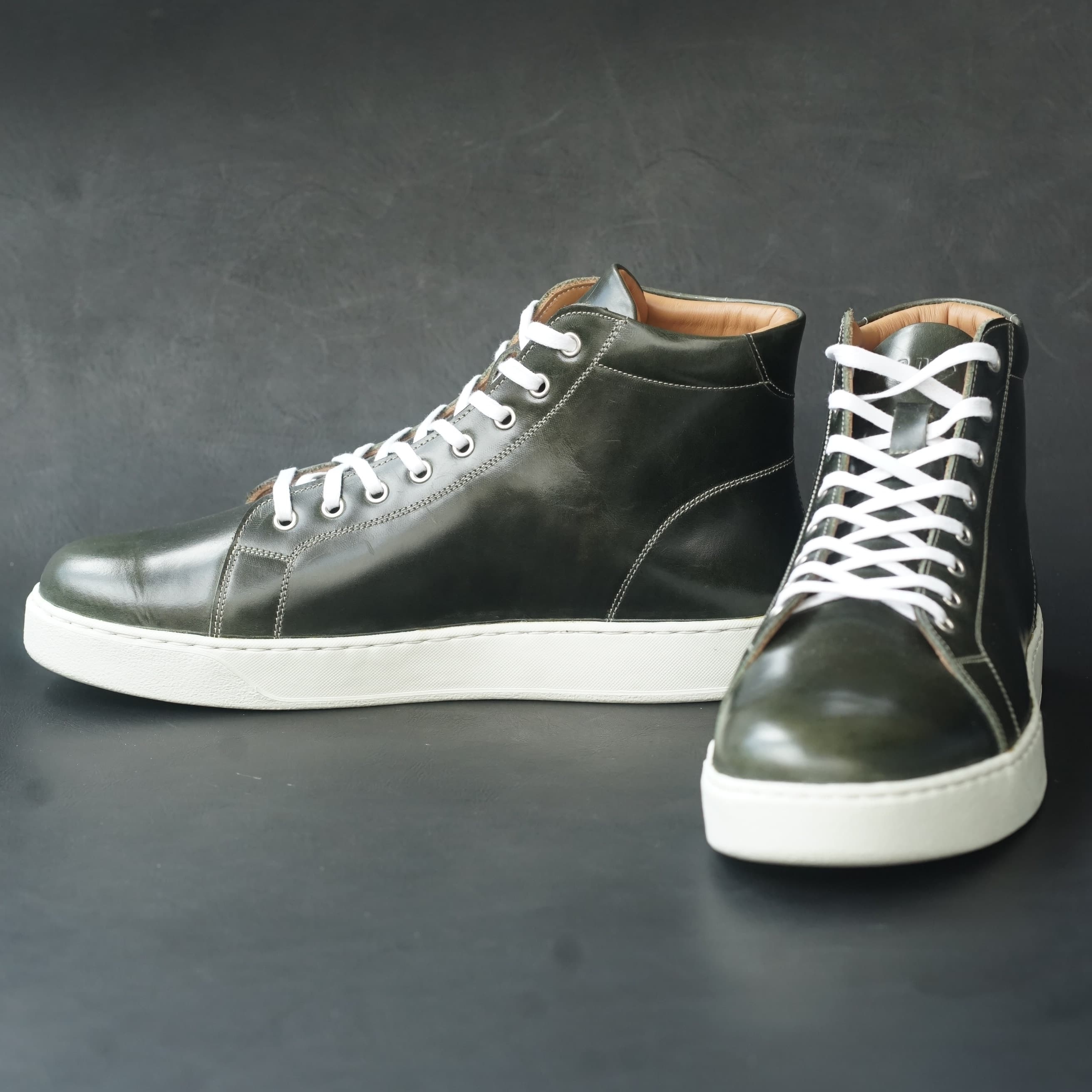 Songo High Top Rubber Sole Sneakers with Pull Up Leather